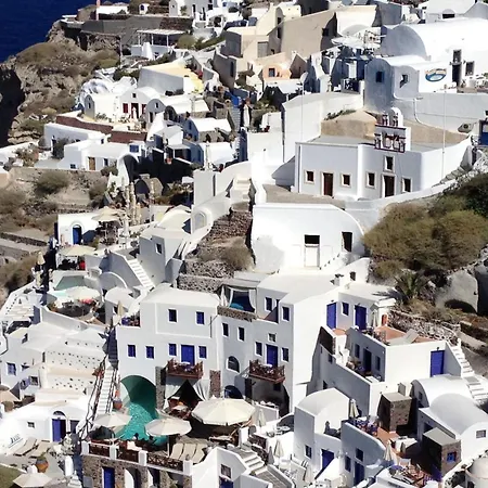 Villa Beautiful Santorini 1 Bedroom Blissful Retreat Breathtaking Caldera Sea Views Outdoor Hot Tub Oia (Santorini)